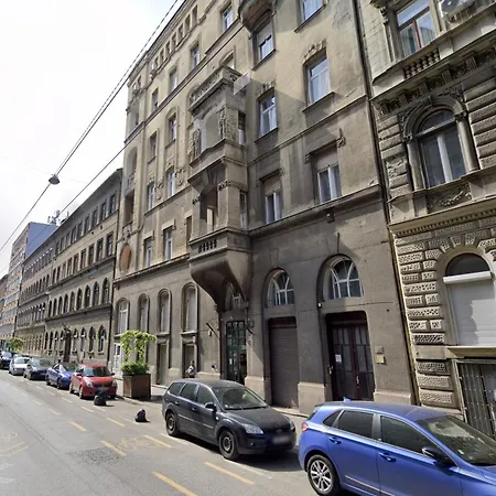 Apartment Bajza *